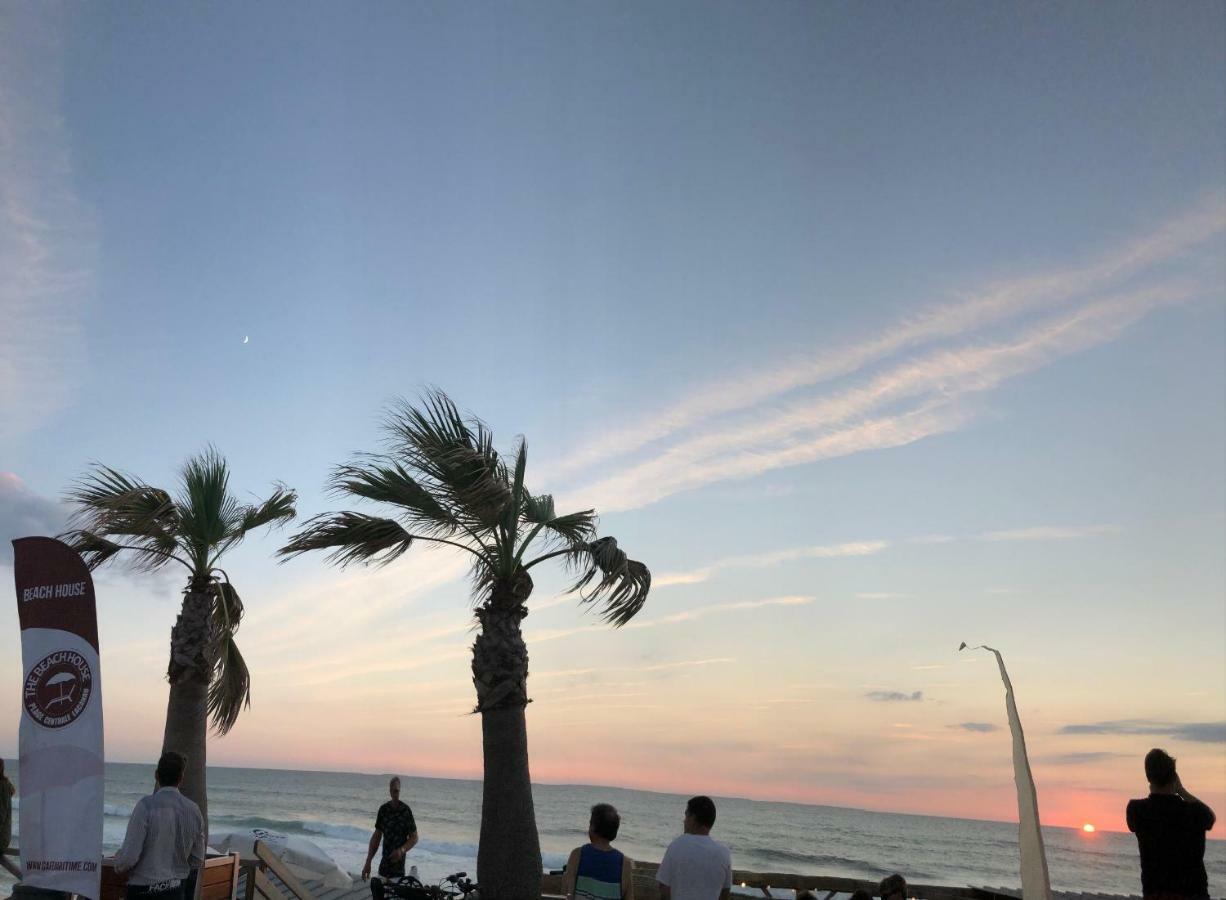 On The Beach 라카노오세앙 외부 사진